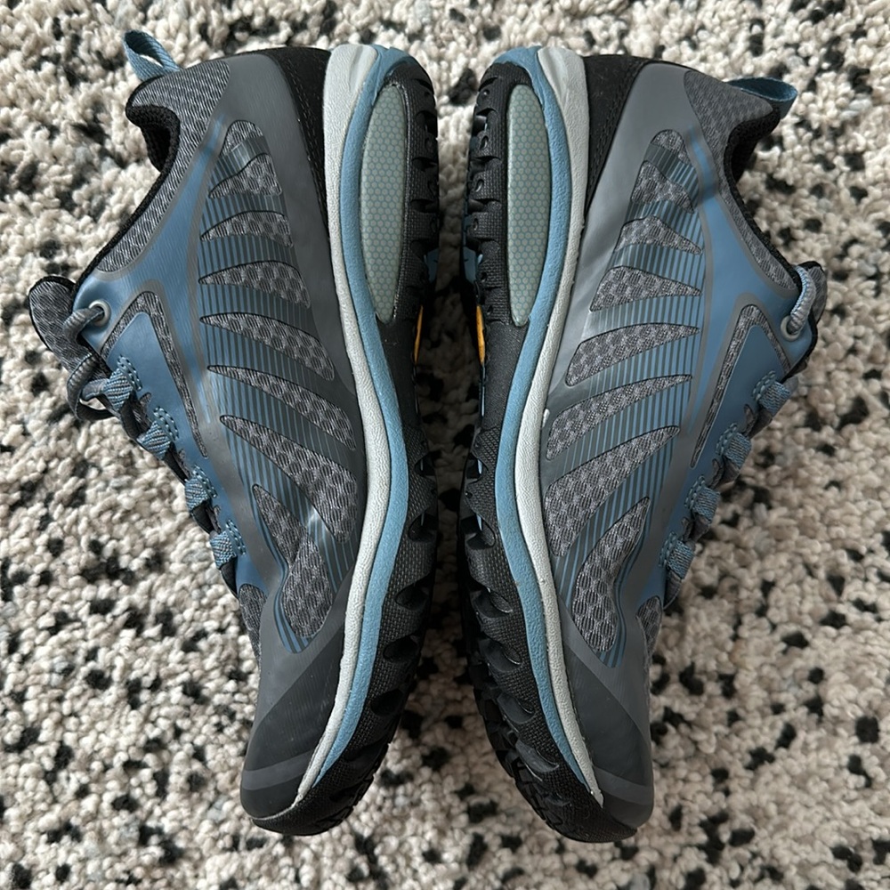 Merrell Trail Shoes - Picture 2 of 6